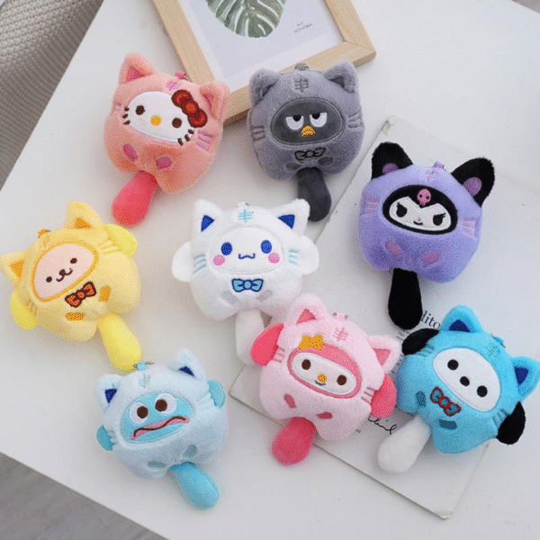 LLAVEROS SANRIO